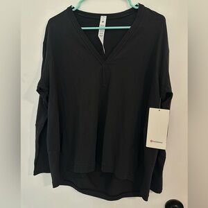 LULULEMON Back In Action Long Sleeve V-Neck